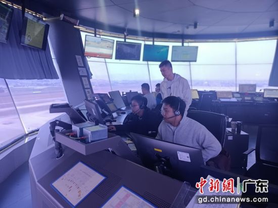 汕頭空管站單日塔臺保障航班量再創(chuàng)新高